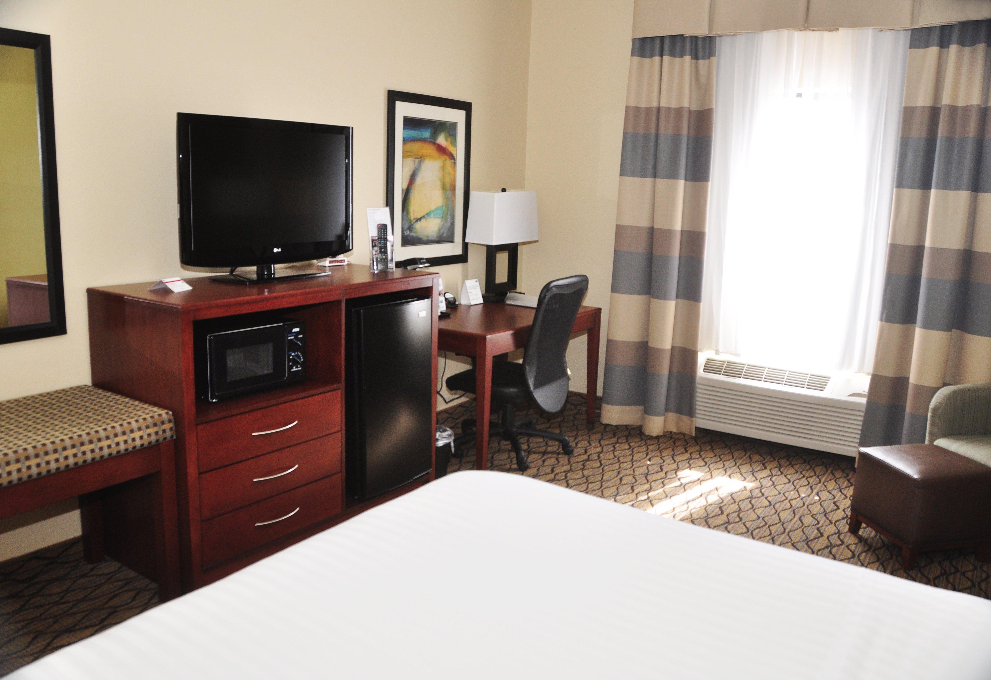 Holiday Inn Express Hotel & Suites Lancaster Ngoại thất bức ảnh