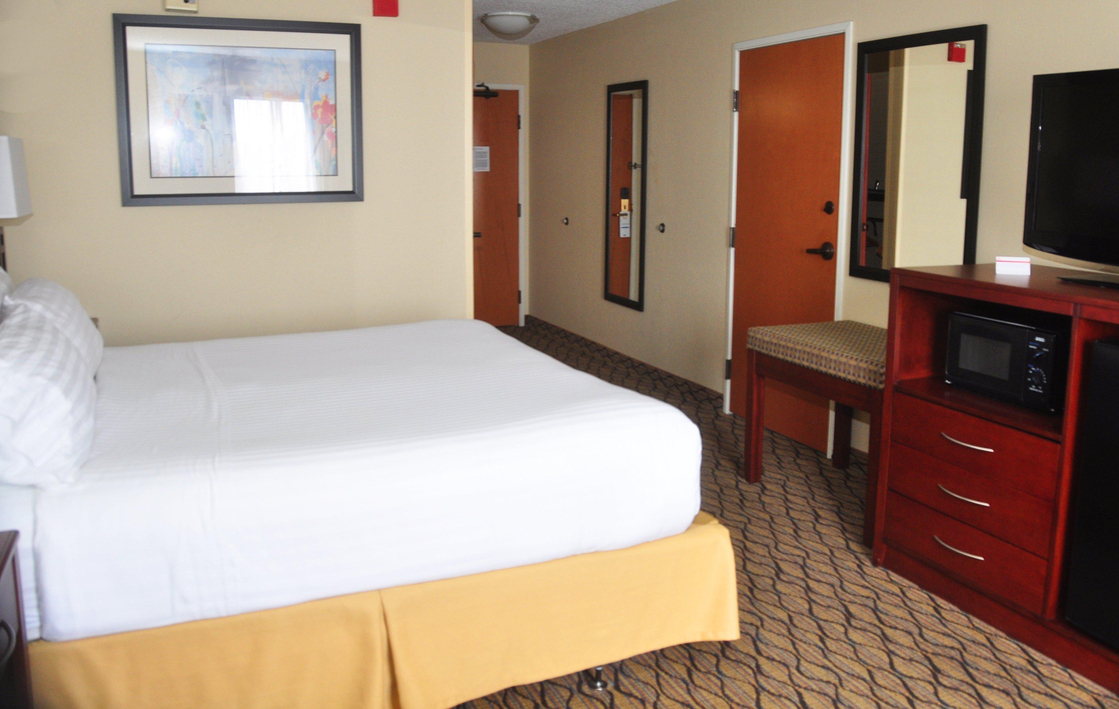 Holiday Inn Express Hotel & Suites Lancaster Ngoại thất bức ảnh