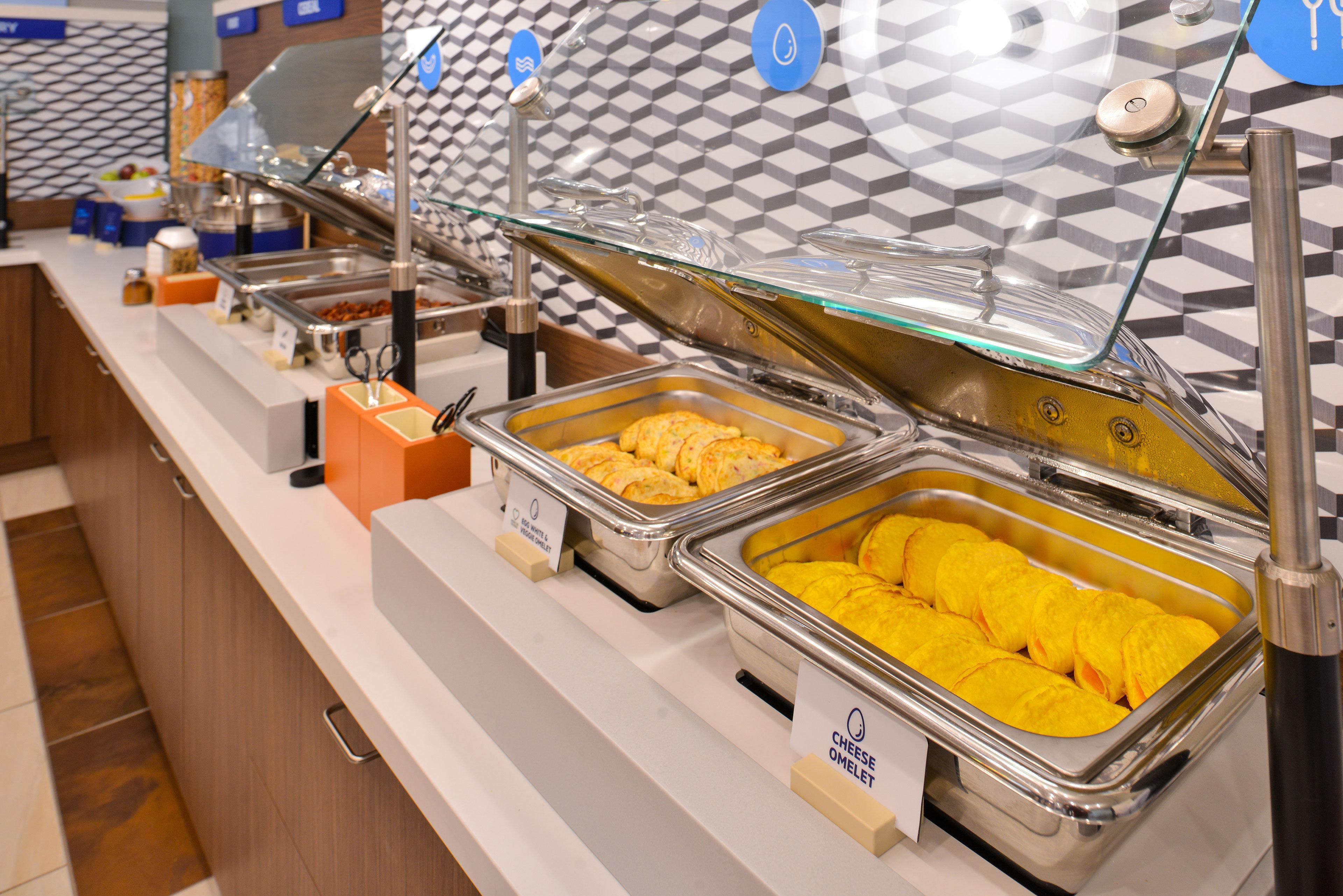 Holiday Inn Express Hotel & Suites Lancaster Ngoại thất bức ảnh